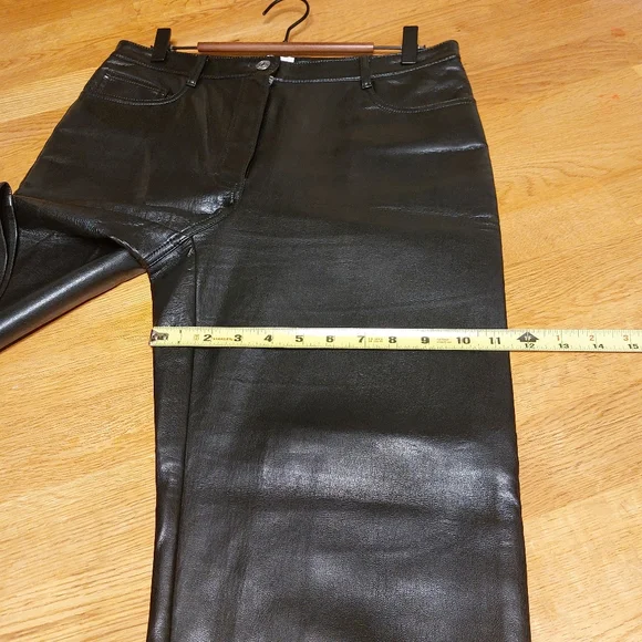 Wilfred Aritzia 'The Melina Pant' Black Vegan Leather High Rise Trousers sz 10